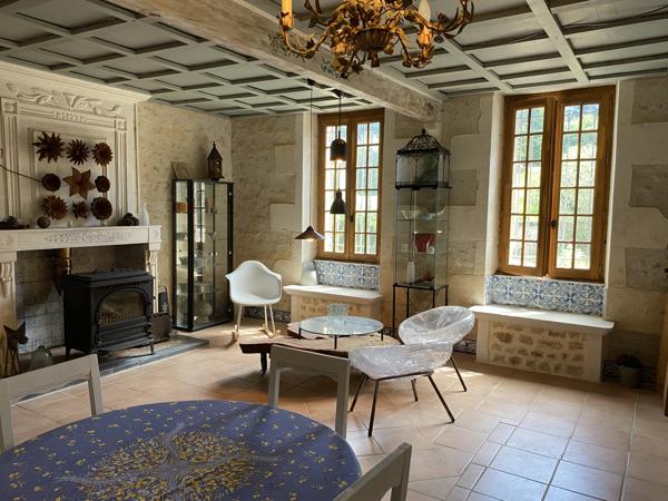 Maison à vendre à Mirambeau (17150) - Charente-Maritime