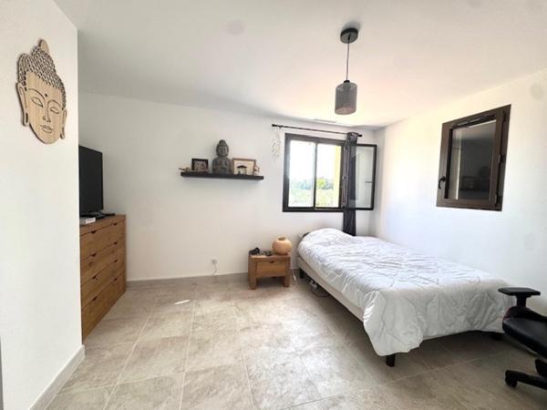 MAISON CONTEMPORAINE DE 2025 VILLEVIELLE