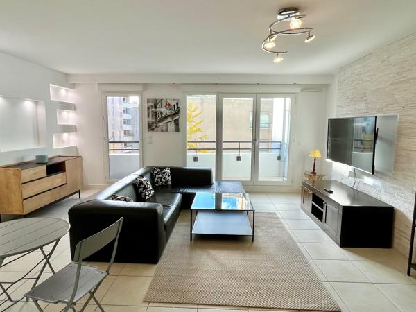 Location T3 meublé avec terrasse