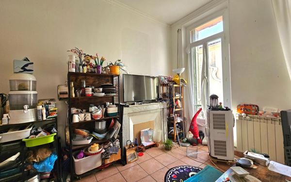 Appartement à vendre    3 pièces • 57 m2 Salon-de-Provence