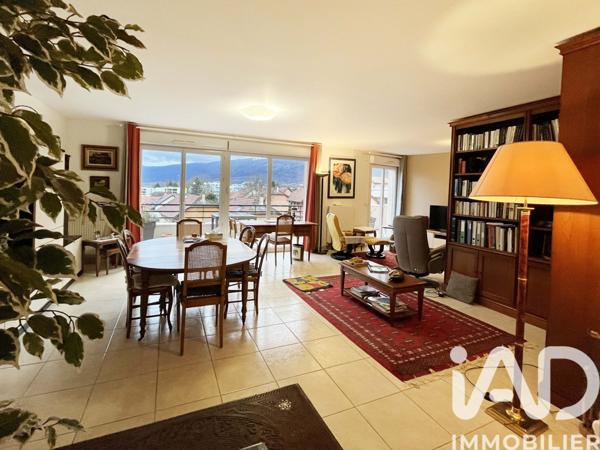 Appartement à vendre 4 pièces 126 m² Saint-Genis-Pouilly