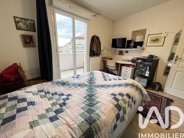 Appartement à vendre 4 pièces 126 m² Saint-Genis-Pouilly