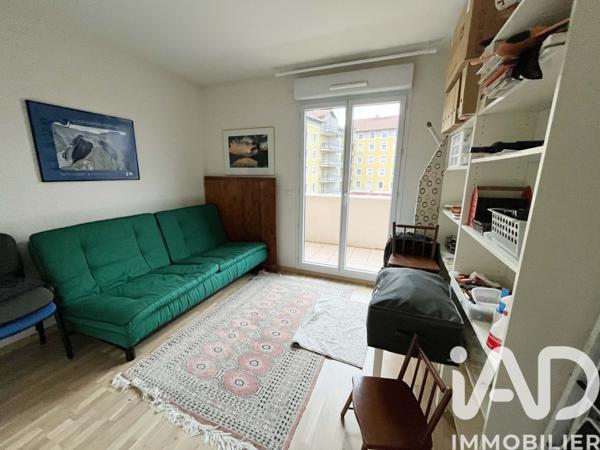 Appartement à vendre 4 pièces 126 m² Saint-Genis-Pouilly