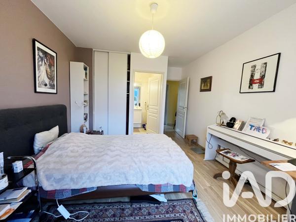 Appartement à vendre 4 pièces 126 m² Saint-Genis-Pouilly
