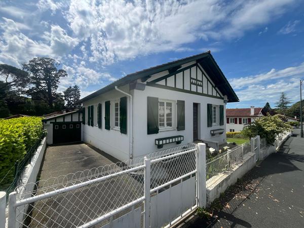 Maison Hasparren 6 pièce(s) 130 m2