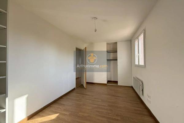 Vente                                                      Maison
                        
                     4 pièces                      95 m2                     à Apt