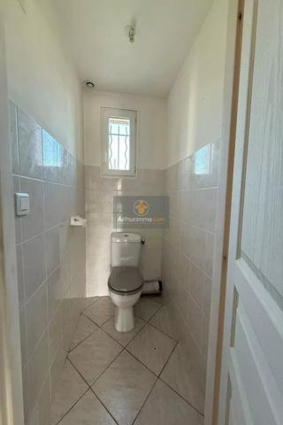 Vente                                                      Maison
                        
                     4 pièces                      95 m2                     à Apt