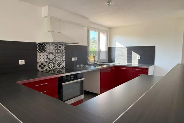 Vente                                                      Maison
                        
                     4 pièces                      95 m2                     à Apt