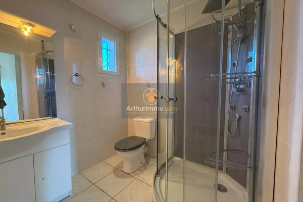 Vente                                                      Maison
                        
                     4 pièces                      95 m2                     à Apt