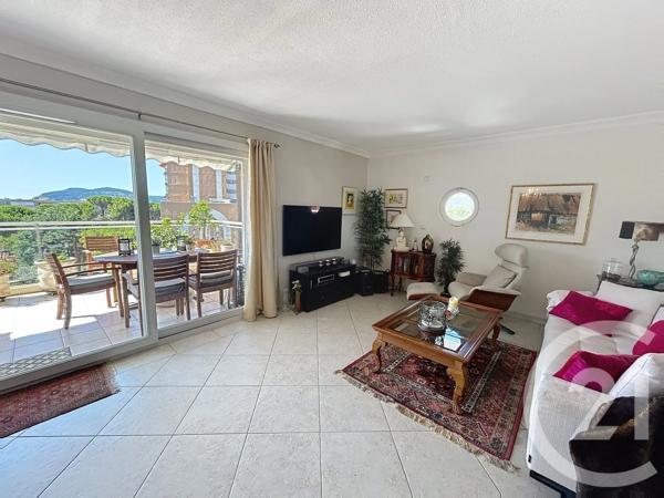 Appartement F3 à vendre  3 pièces - 70,25 m 2   MANDELIEU LA NAPOULE  - 06