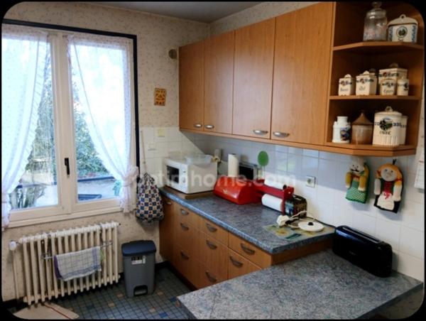 Maison à vendre 8 pièces MOULINS (03) A Rénover