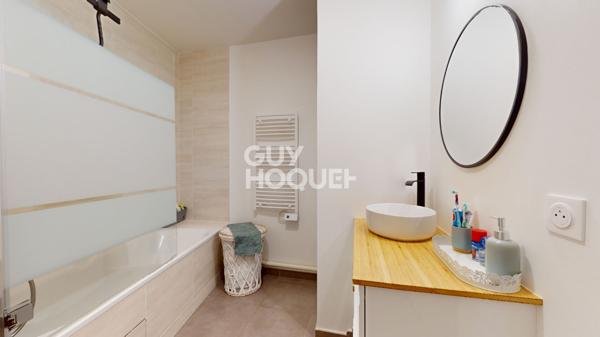 COUP DE COEUR - 4 pièces, 120m2 de toit terrasse , 2 balcons à ROMAINVILLE