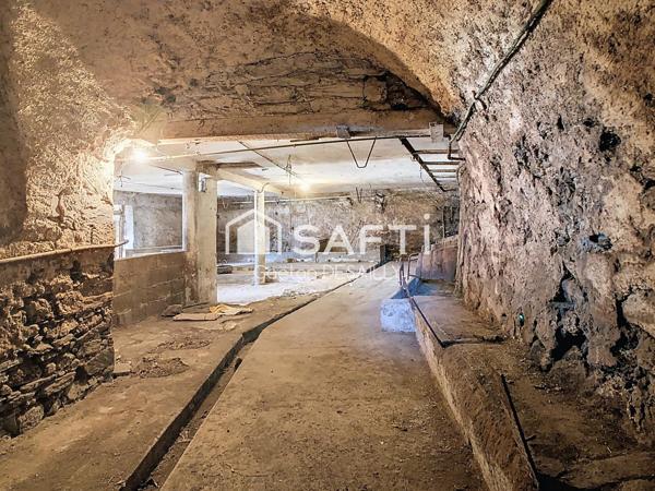 Ferme savoyarde du XIXème à rénover