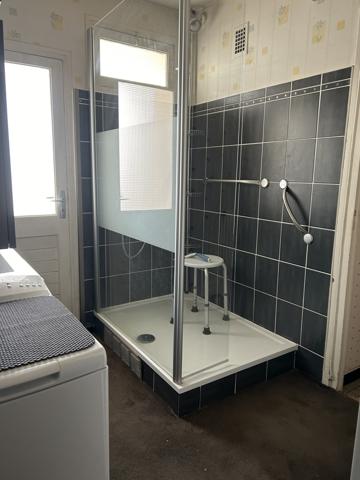 DIJON MONTMUZARD - APPARTEMENT 3 CHAMBRES - CAVE - GARAGE