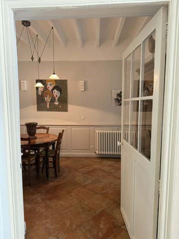 Élégante maison de caractère avec jardin