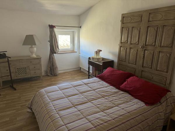 Élégante maison de caractère avec jardin
