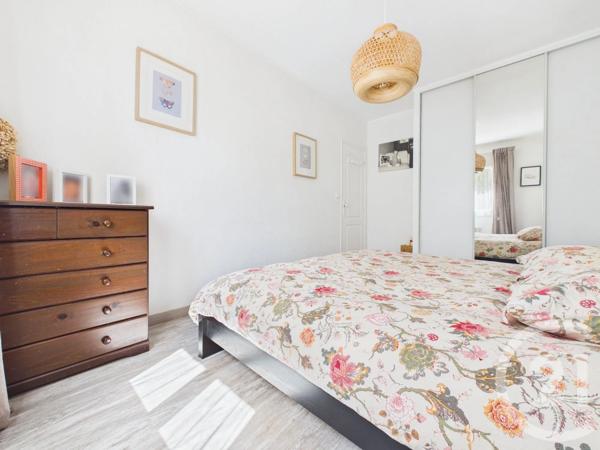 Maison à vendre  4 pièces - 98,55 m 2   LA VALETTE DU VAR  - 83