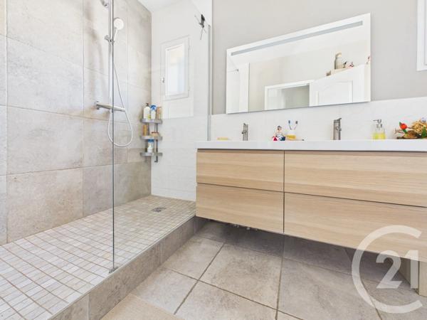 Maison à vendre  4 pièces - 98,55 m 2   LA VALETTE DU VAR  - 83