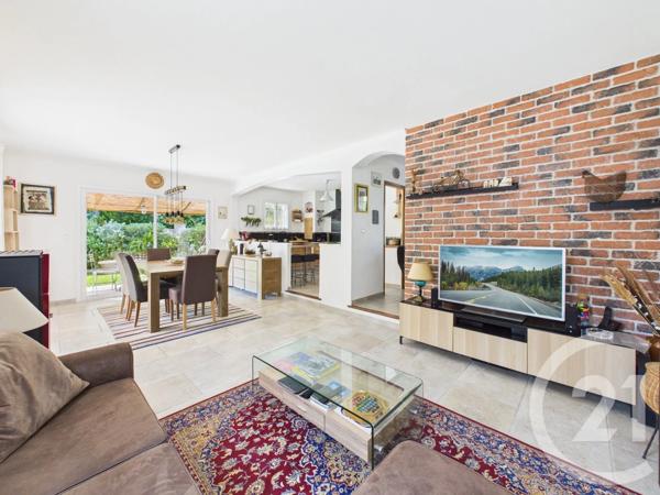 Maison à vendre  4 pièces - 98,55 m 2   LA VALETTE DU VAR  - 83