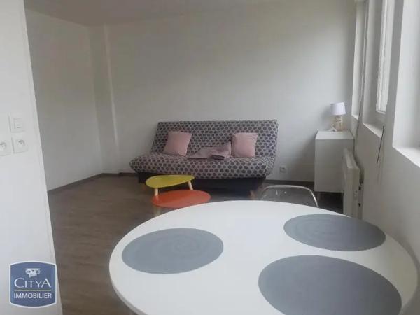 Appartement à louer 1 pièce 23.6m² Châteauroux (36000)
