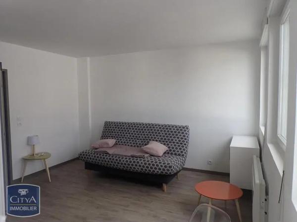 Appartement à louer 1 pièce 23.6m² Châteauroux (36000)