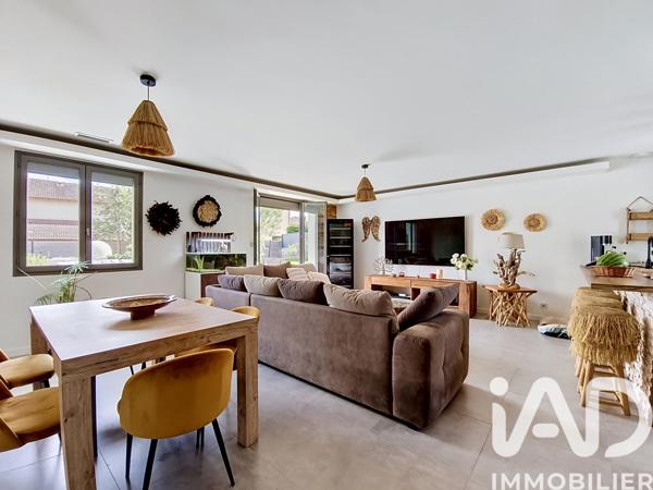 Maison à vendre 5 pièces 160 m² Grézieu-la-Varenne