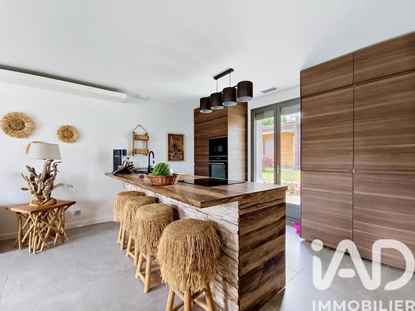 Maison à vendre 5 pièces 160 m² Grézieu-la-Varenne