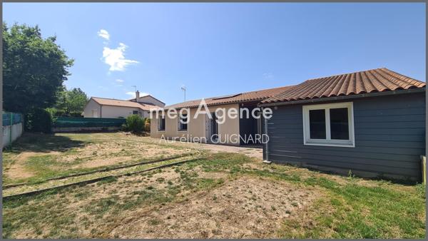Maison à Bressuire, 79300 - 6 pièces 96m²