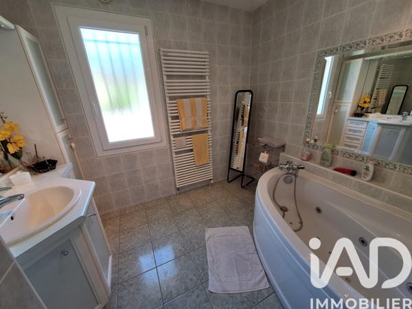 Maison à vendre 5 pièces 123 m² Aouste-sur-Sye