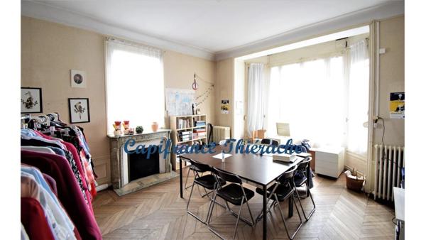 Dpt Aisne (02), sur Hirson, à vendre Demeure de caractère de 194.85m² de surface habitable sur parcelle de 772m²