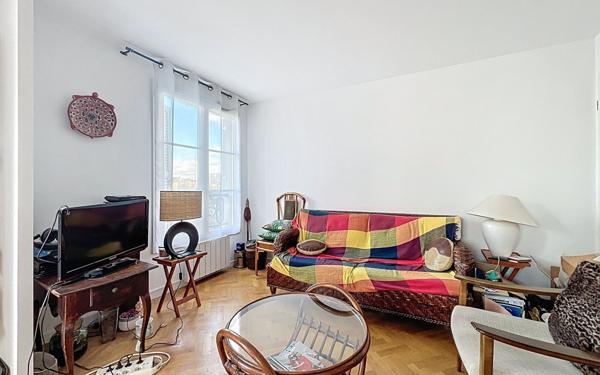 Appartement à vendre    3 pièces • 53,03 m2 Suresnes