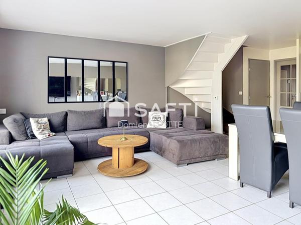 Maison 104 m², 4 chambres, garage et parking