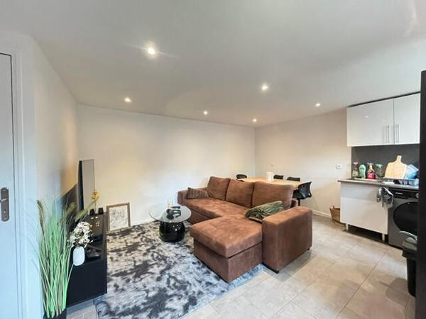 Bel appartement type F2 en duplex d'une superficie de 40,71m²