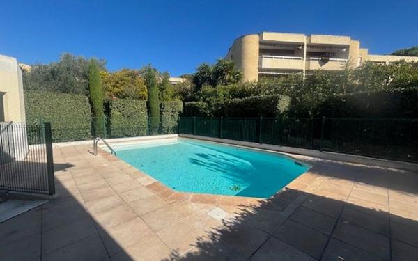 Appartement à vendre    2 pièces • 40,63 m2 Cannes