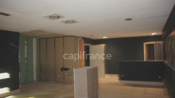 Dpt Nord (59), à vendre LOOS Entrepots et Bureaux 966 m² avec Parking