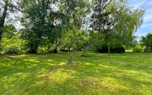 Maison à vendre    4 pièces •  Neuvic