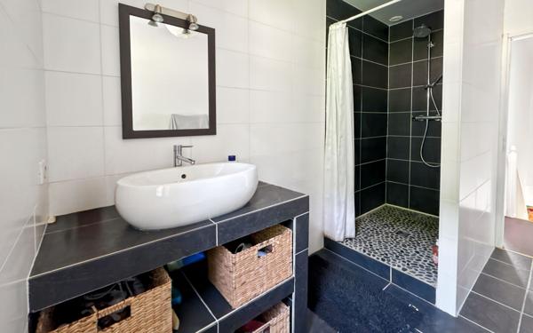 Maison à vendre    4 pièces •  Neuvic