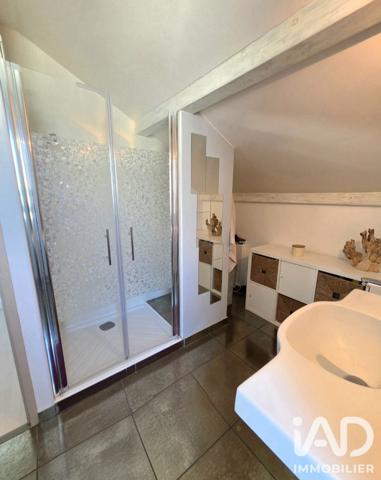 Maison à vendre 7 pièces 150 m² Archamps