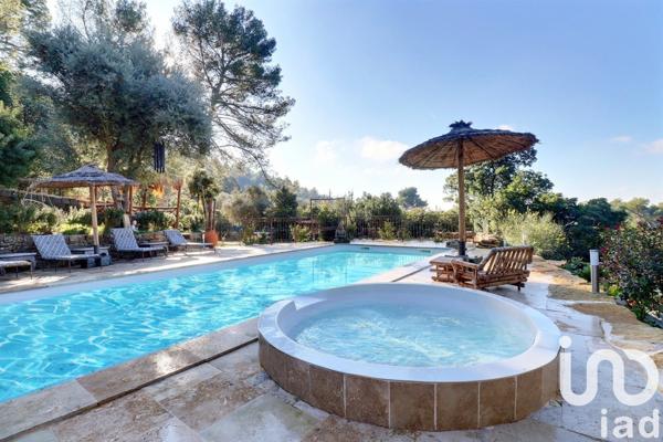 Maison à vendre 6 pièces 148 m² Ceyreste