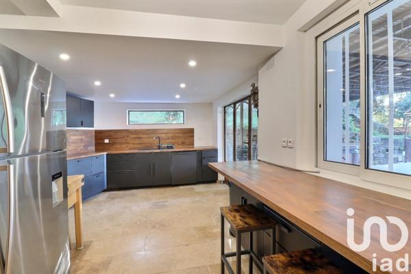 Maison à vendre 6 pièces 148 m² Ceyreste