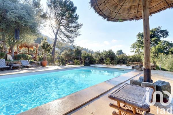 Maison à vendre 6 pièces 148 m² Ceyreste