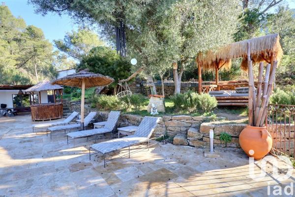 Maison à vendre 6 pièces 148 m² Ceyreste