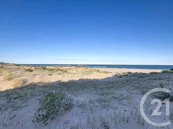 Maison à vendre  4 pièces - 58,50 m 2   LE CAP D AGDE  - 34