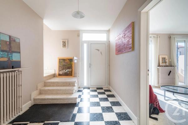 Maison à vendre  7 pièces - 187,42 m 2   ALBI  - 81