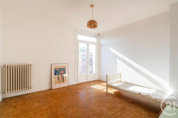 Maison à vendre  7 pièces - 187,42 m 2   ALBI  - 81