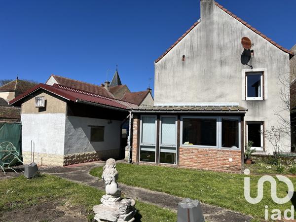 Maison de ville 3 pièces de 78 m² à Génelard (71420)