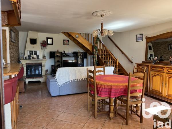 Maison de ville 3 pièces de 78 m² à Génelard (71420)