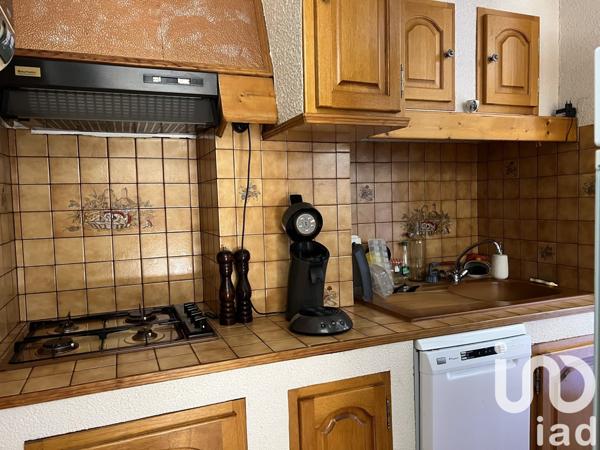 Maison de ville 3 pièces de 78 m² à Génelard (71420)