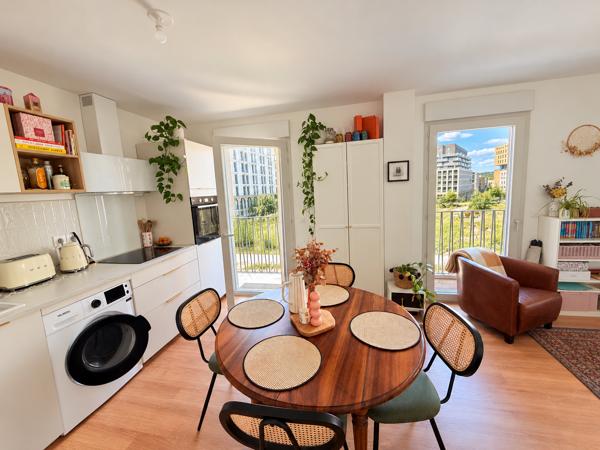 Appartement
         2 pièces
        - 47 m² Exclusivité 210 000 €*