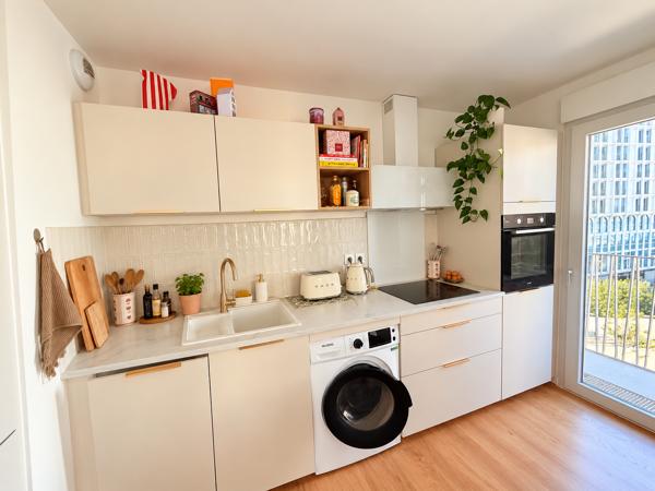 Appartement
         2 pièces
        - 47 m² Exclusivité 210 000 €*